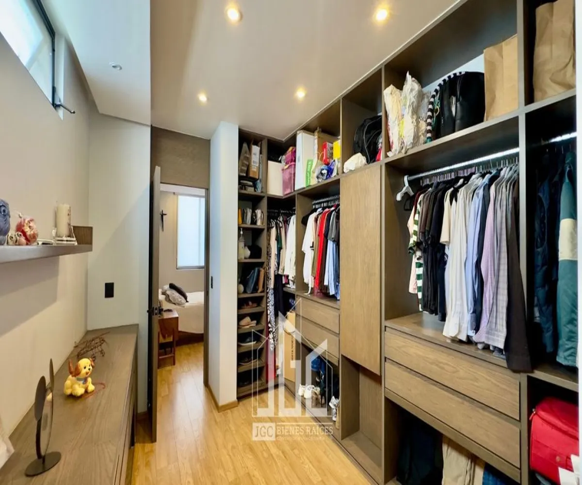 Casa En Venta,Los Gavilanes,Haro 699, Tlajomulco de Zúñiga, Jalisco 45645, 4 Habitaciones,4 Baños,Haro,2,p8rVAWQ