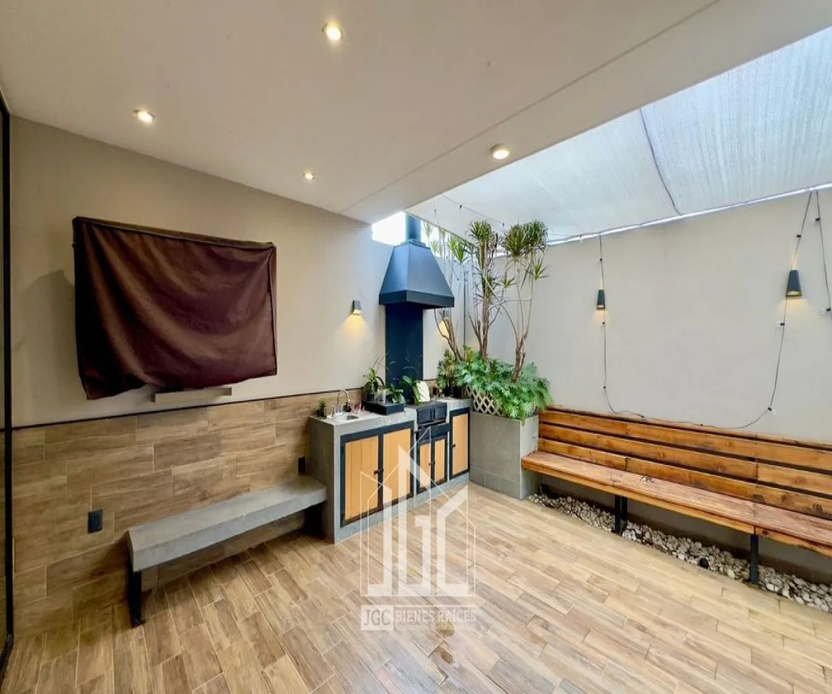 Casa En Venta,Los Gavilanes,Haro 699, Tlajomulco de Zúñiga, Jalisco 45645, 4 Habitaciones,4 Baños,Haro,2,p8rVAWQ