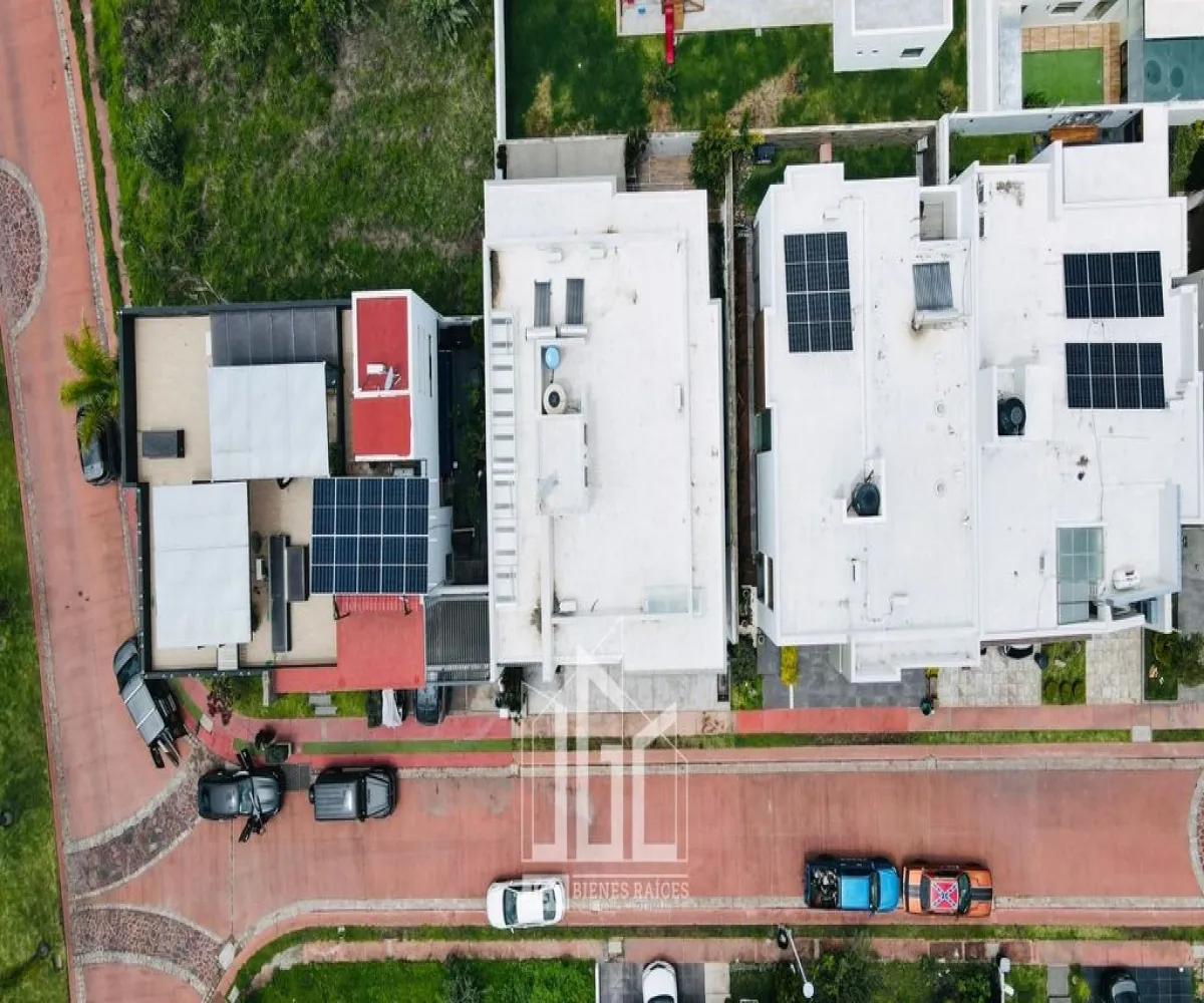 Casa En Venta,Los Gavilanes,Haro 699, Tlajomulco de Zúñiga, Jalisco 45645, 4 Habitaciones,4 Baños,Haro,2,p8rVAWQ