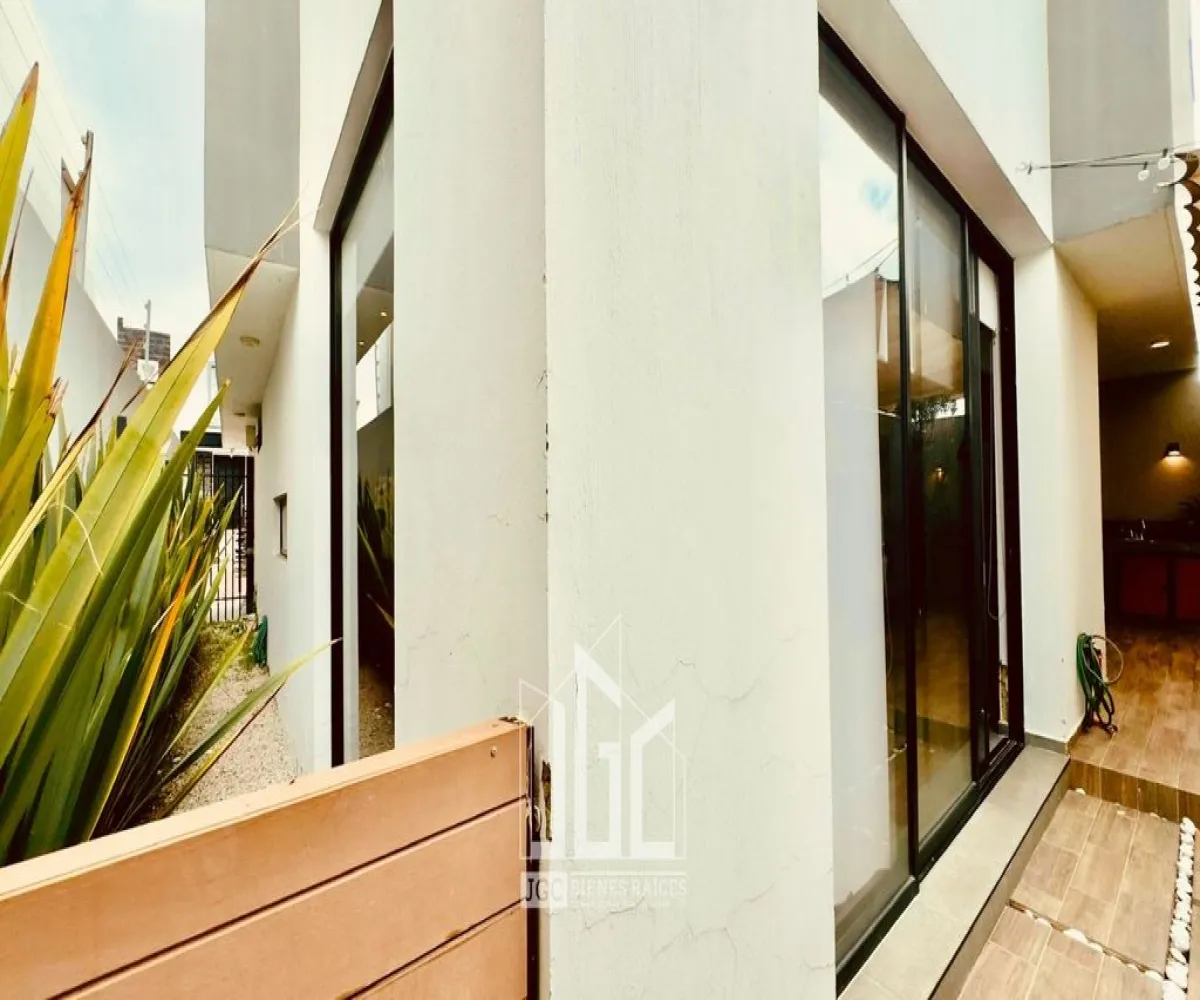 Casa En Venta,Los Gavilanes,Haro 699, Tlajomulco de Zúñiga, Jalisco 45645, 4 Habitaciones,4 Baños,Haro,2,p8rVAWQ