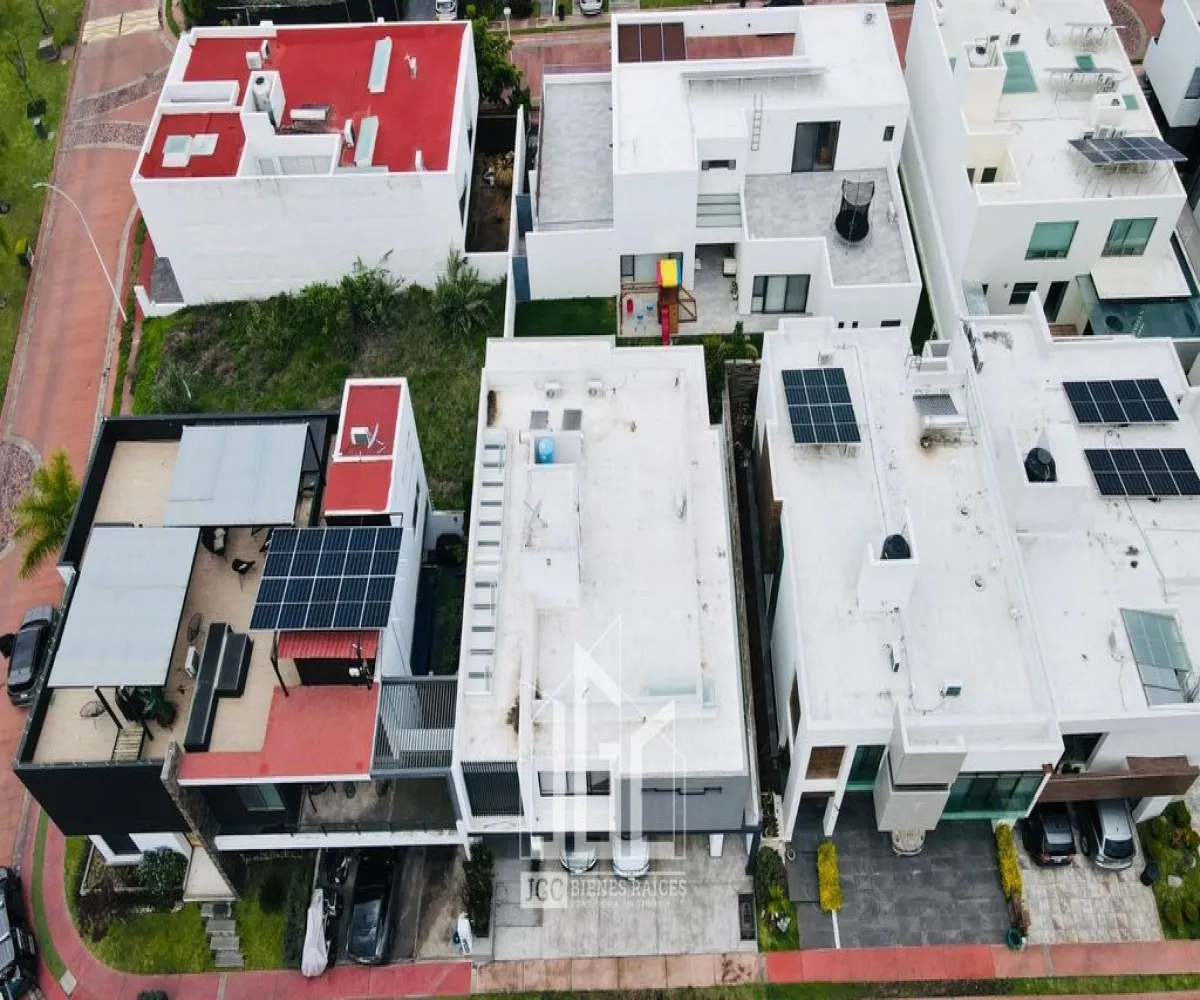 Casa En Venta,Los Gavilanes,Haro 699, Tlajomulco de Zúñiga, Jalisco 45645, 4 Habitaciones,4 Baños,Haro,2,p8rVAWQ