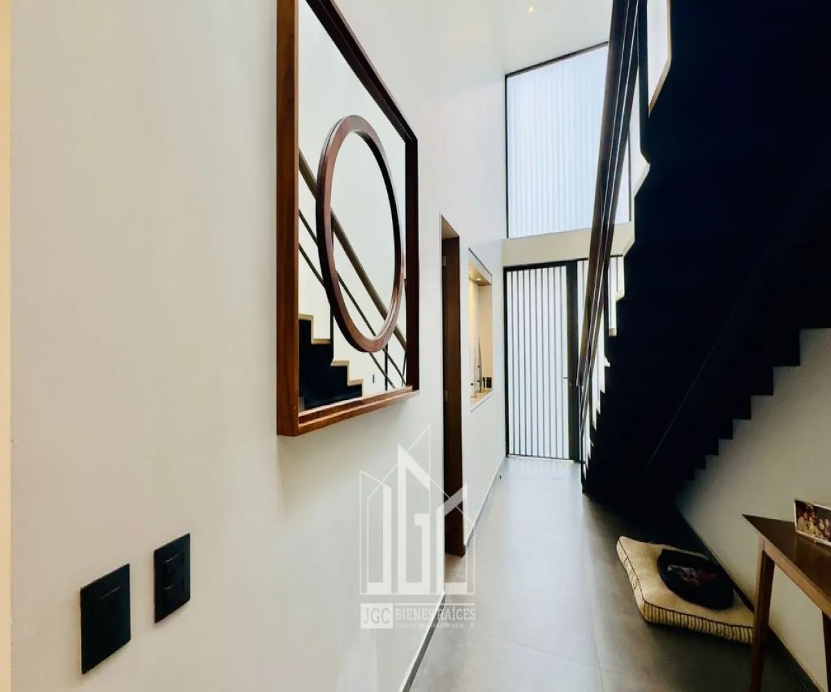 Casa En Venta,Los Gavilanes,Haro 699, Tlajomulco de Zúñiga, Jalisco 45645, 4 Habitaciones,4 Baños,Haro,2,p8rVAWQ