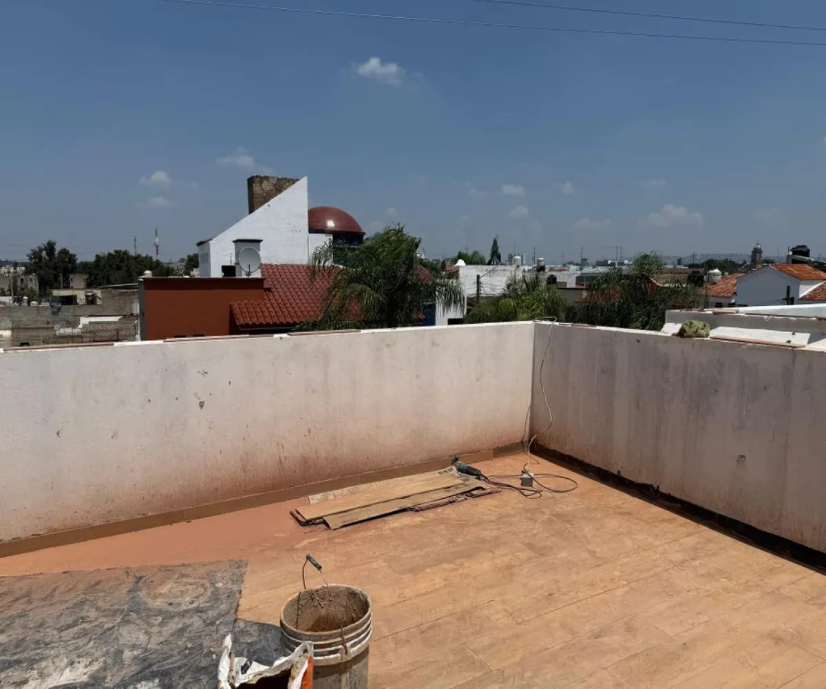Casa En Venta,Autocinema,Calle Cadiz 2763, Guadalajara, Jalisco 44230, 4 Habitaciones,3 Baños,Calle Cadiz,3,pdlYJ0b Casa En Venta,Autocinema,Calle Cadiz 2763, Guadalajara, Jalisco 44230, 4 Habitaciones,3 Baños,Calle Cadiz,3,pdlYJ0b