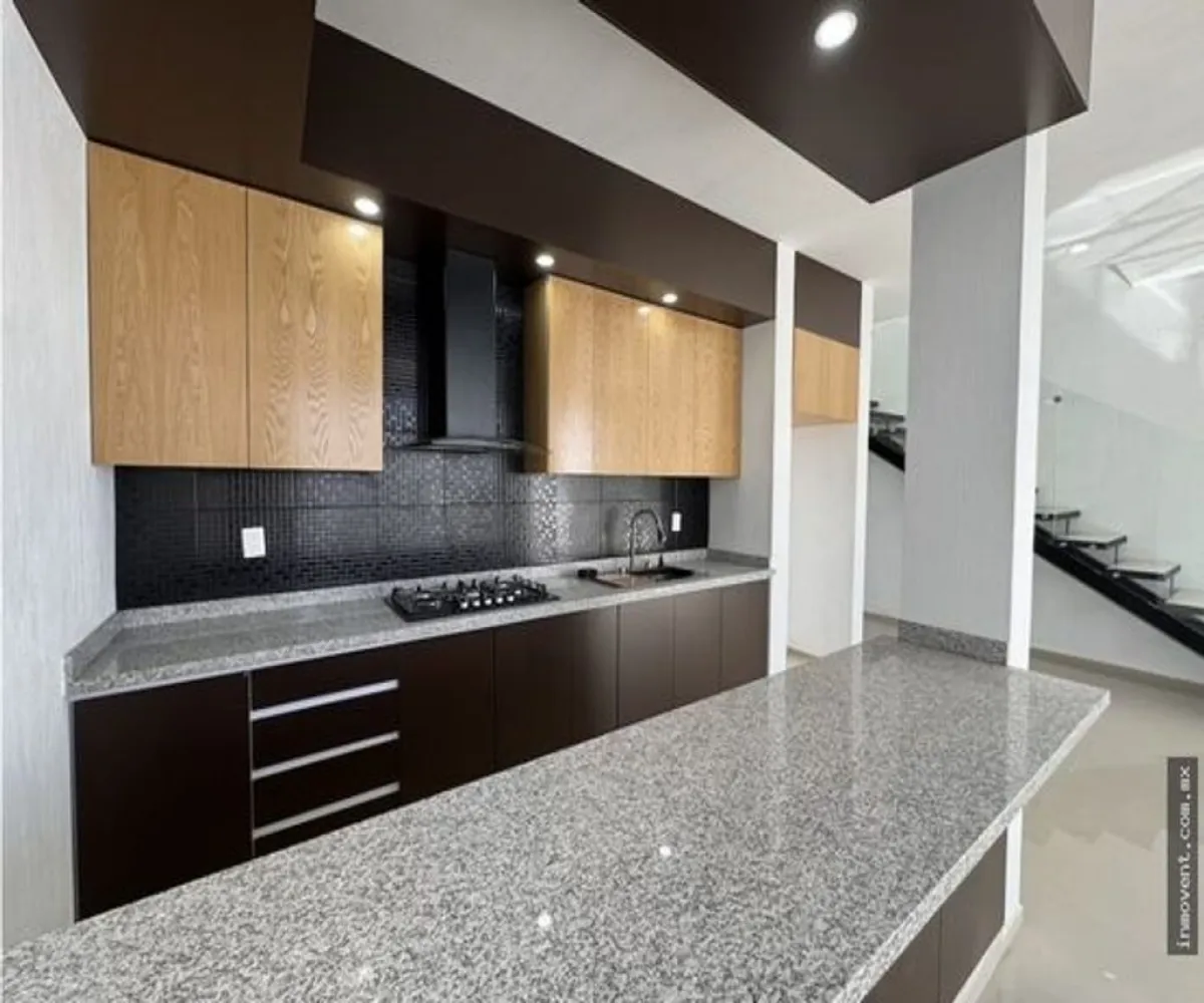 Casa En Venta,Cortijo San Agustin,Camino de Las Malvas 51, Tlajomulco de Zúñiga, Jalisco 45645, 4 Habitaciones,3 Baños,Camino de Las Malvas,2,pP3tp9v