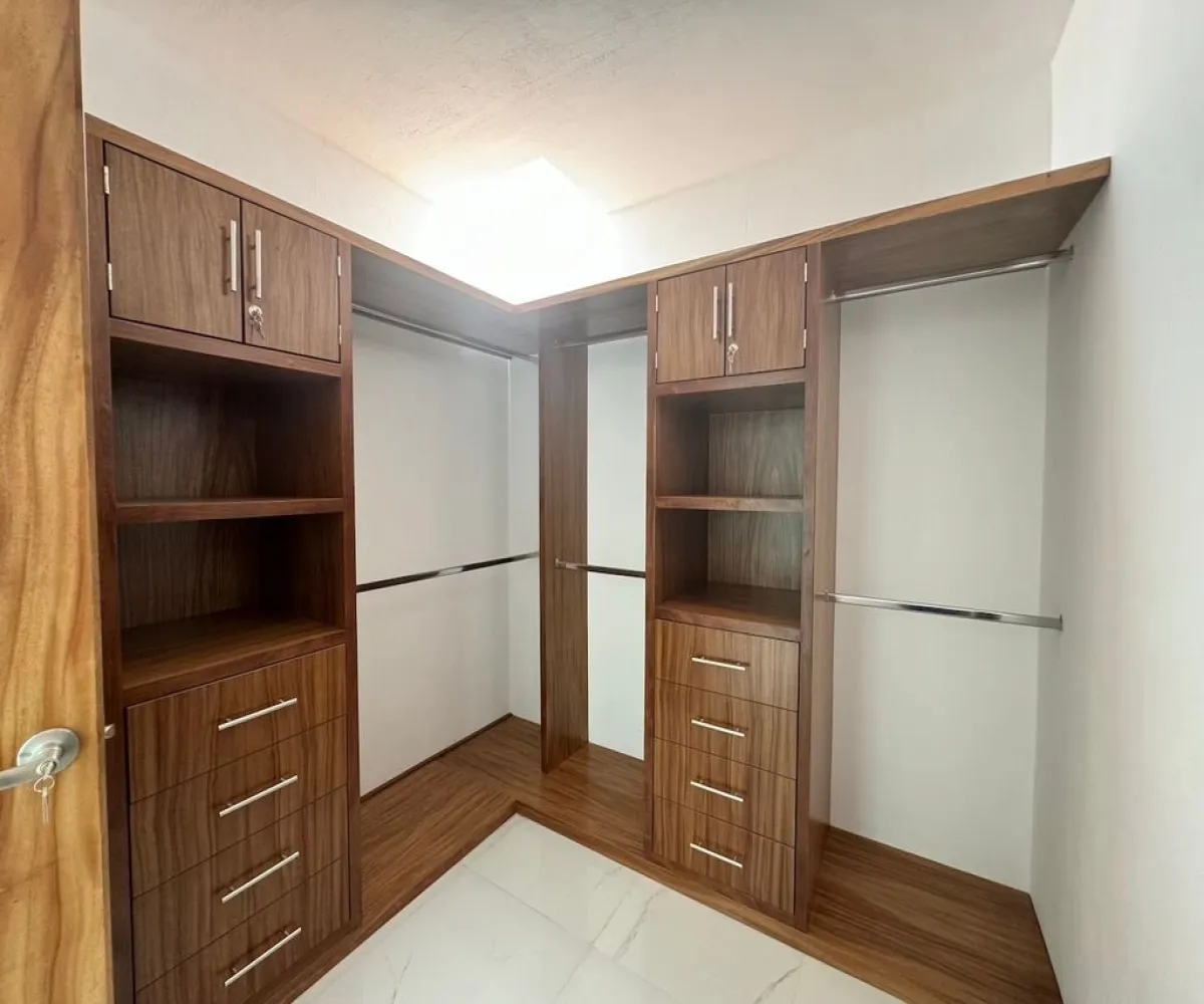 Casa En Venta,Valle del Imperio Español 147, Zapopan, Jalisco 45134, 4 Habitaciones,4 Baños,Valle del Imperio Español,1,pOFlQze Casa En Venta,Valle del Imperio Español 147, Zapopan, Jalisco 45134, 4 Habitaciones,4 Baños,Valle del Imperio Español,1,pOFlQze