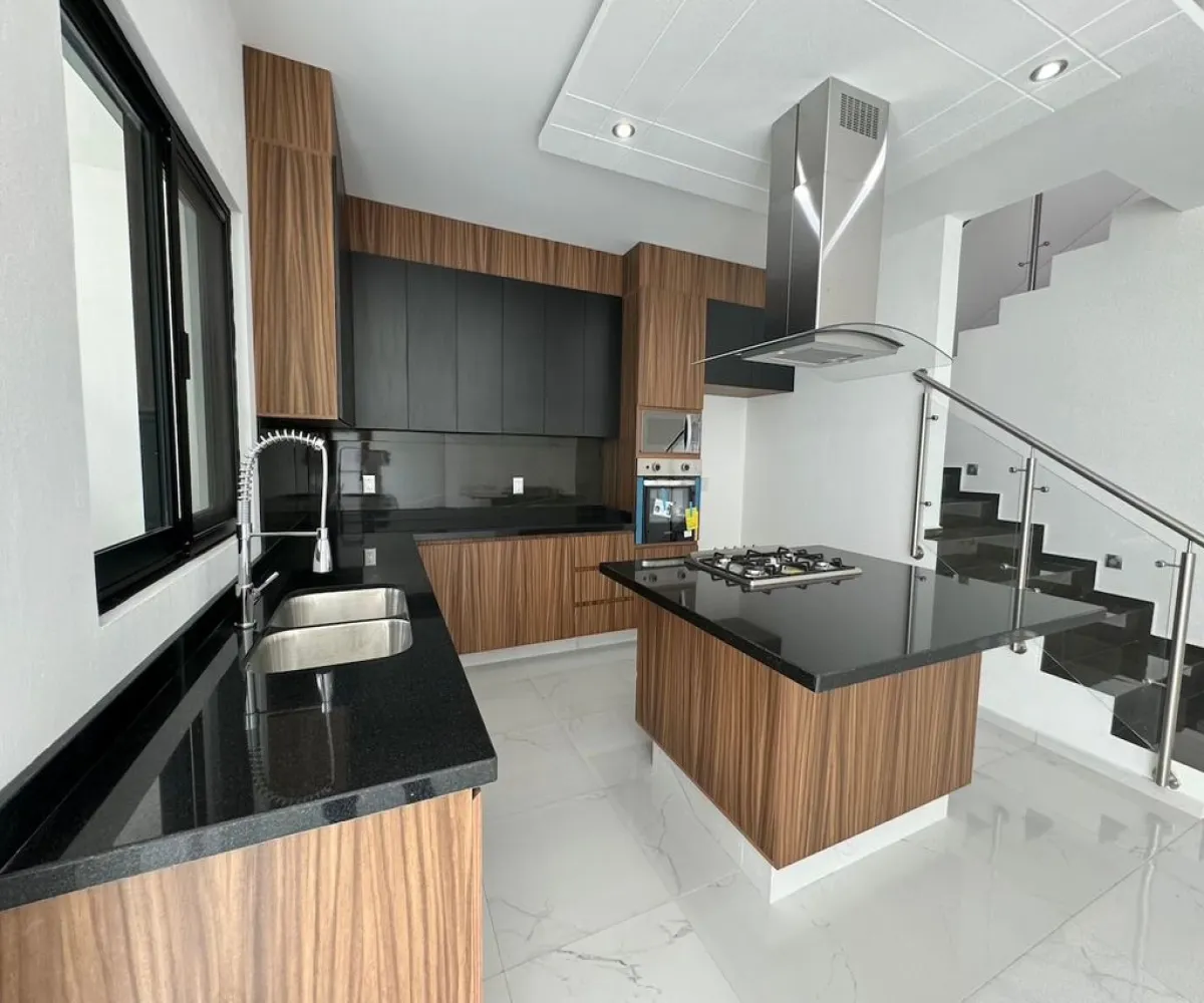Casa En Venta,Valle del Imperio Español 147, Zapopan, Jalisco 45134, 4 Habitaciones,4 Baños,Valle del Imperio Español,1,pOFlQze Casa En Venta,Valle del Imperio Español 147, Zapopan, Jalisco 45134, 4 Habitaciones,4 Baños,Valle del Imperio Español,1,pOFlQze