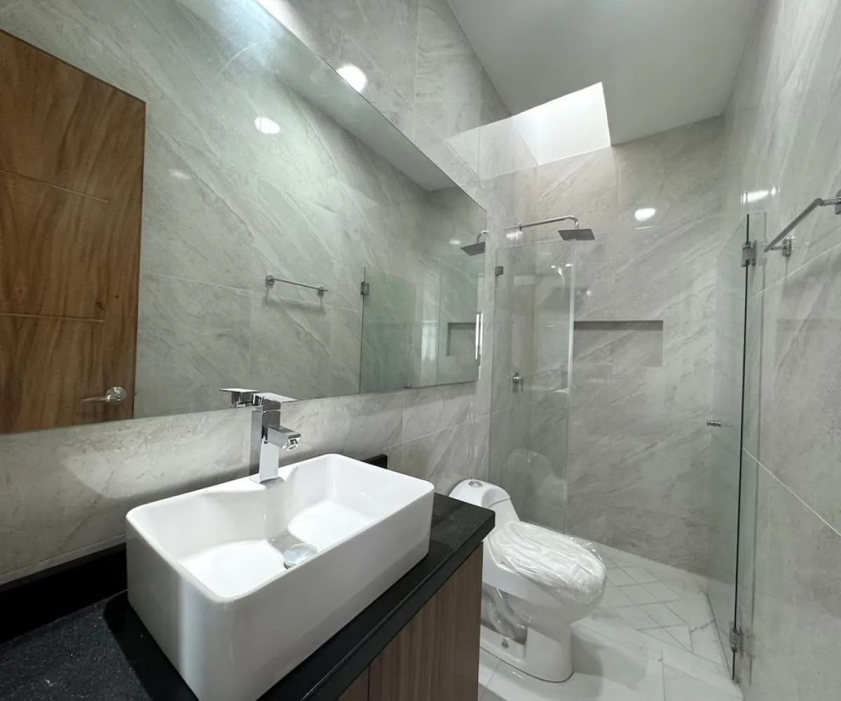 Casa En Venta,Valle del Imperio Español 147, Zapopan, Jalisco 45134, 4 Habitaciones,4 Baños,Valle del Imperio Español,1,pOFlQze Casa En Venta,Valle del Imperio Español 147, Zapopan, Jalisco 45134, 4 Habitaciones,4 Baños,Valle del Imperio Español,1,pOFlQze