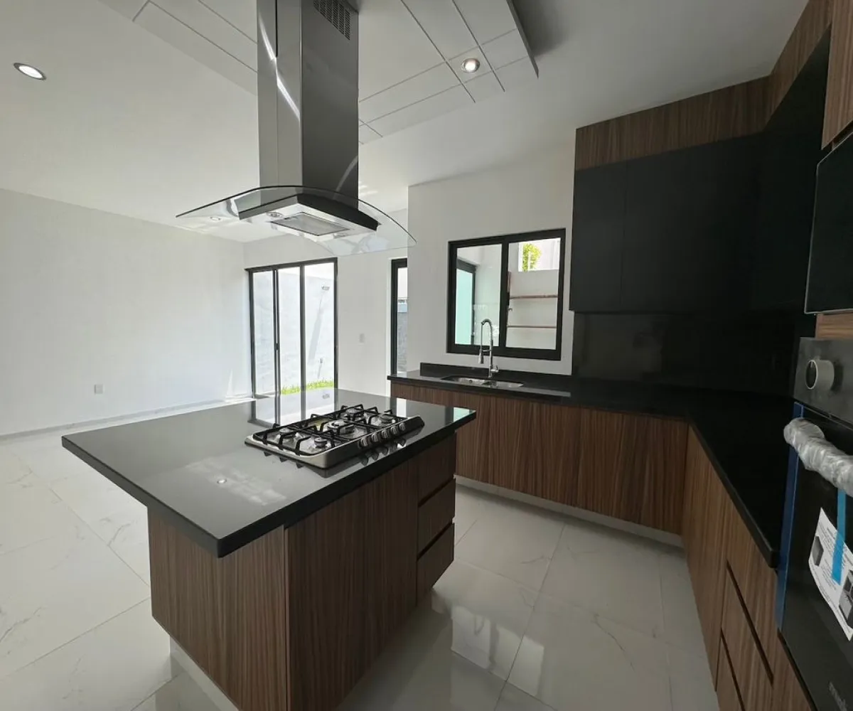 Casa En Venta,Valle del Imperio Español 147, Zapopan, Jalisco 45134, 4 Habitaciones,4 Baños,Valle del Imperio Español,1,pOFlQze Casa En Venta,Valle del Imperio Español 147, Zapopan, Jalisco 45134, 4 Habitaciones,4 Baños,Valle del Imperio Español,1,pOFlQze