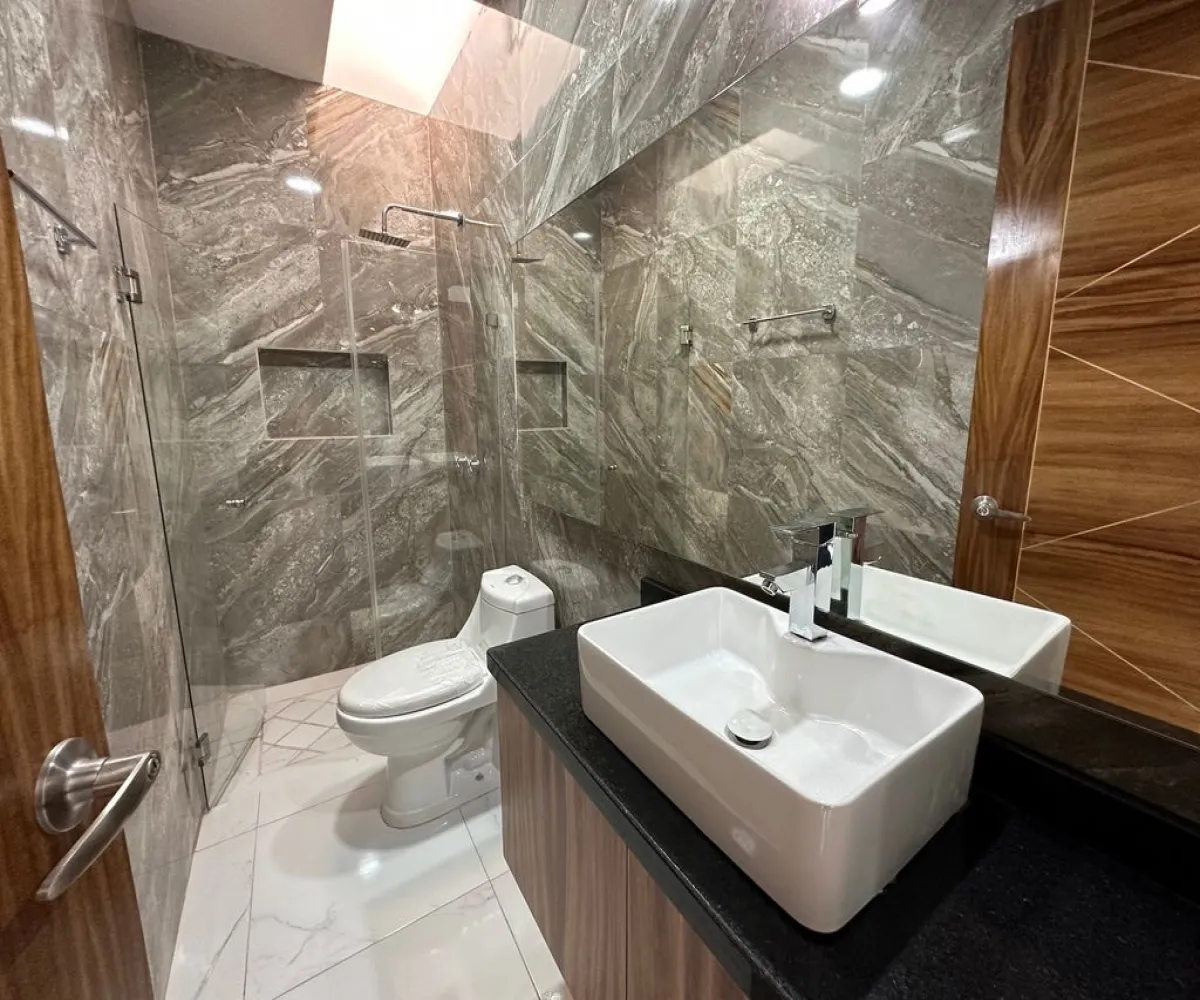 Casa En Venta,La Periquera,Boulevard Valle Imperial 128, Zapopan, Jalisco 45134, 4 Habitaciones,5 Baños,Boulevard Valle Imperial,1,pcycq9k Casa En Venta,La Periquera,Boulevard Valle Imperial 128, Zapopan, Jalisco 45134, 4 Habitaciones,5 Baños,Boulevard Valle Imperial,1,pcycq9k
