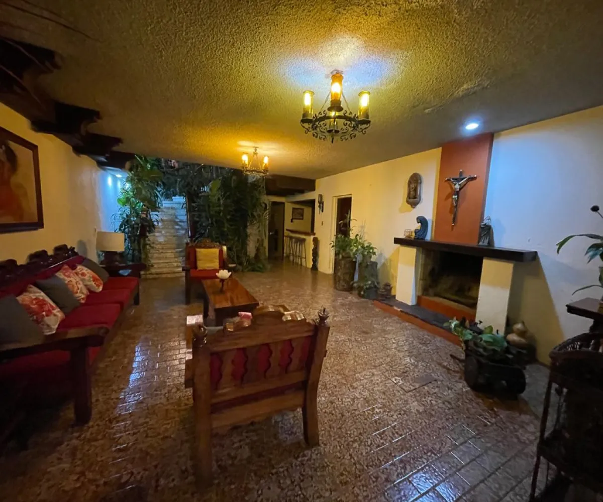 Casa En Venta,Jardines del Bosque,Planeta 2665, Guadalajara, Jalisco 44520, 4 Habitaciones,4 Baños,Planeta,3,pTXTXCH Casa En Venta,Jardines del Bosque,Planeta 2665, Guadalajara, Jalisco 44520, 4 Habitaciones,4 Baños,Planeta,3,pTXTXCH