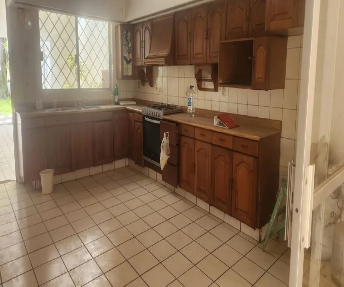 Casa En Venta,Chapalita Sur,Avenida Cubilete 22, Zapopan, Jalisco 45040, 9 Habitaciones,6 Baños,Avenida Cubilete,1,pNKXHE0 Casa En Venta,Chapalita Sur,Avenida Cubilete 22, Zapopan, Jalisco 45040, 9 Habitaciones,6 Baños,Avenida Cubilete,1,pNKXHE0
