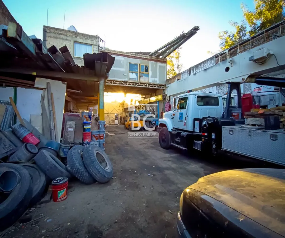 Bodega En Venta,Pirámides,Lateral Anillo Periferico Poniente Manuel Gomez Morin S/N, Zapopan, Jalisco 45077,3 Baños,Lateral Anillo Periferico Poniente Manuel Gomez Morin,1,ptuFEls Bodega En Venta,Pirámides,Lateral Anillo Periferico Poniente Manuel Gomez Morin S/N, Zapopan, Jalisco 45077,3 Baños,Lateral Anillo Periferico Poniente Manuel Gomez Morin,1,ptuFEls