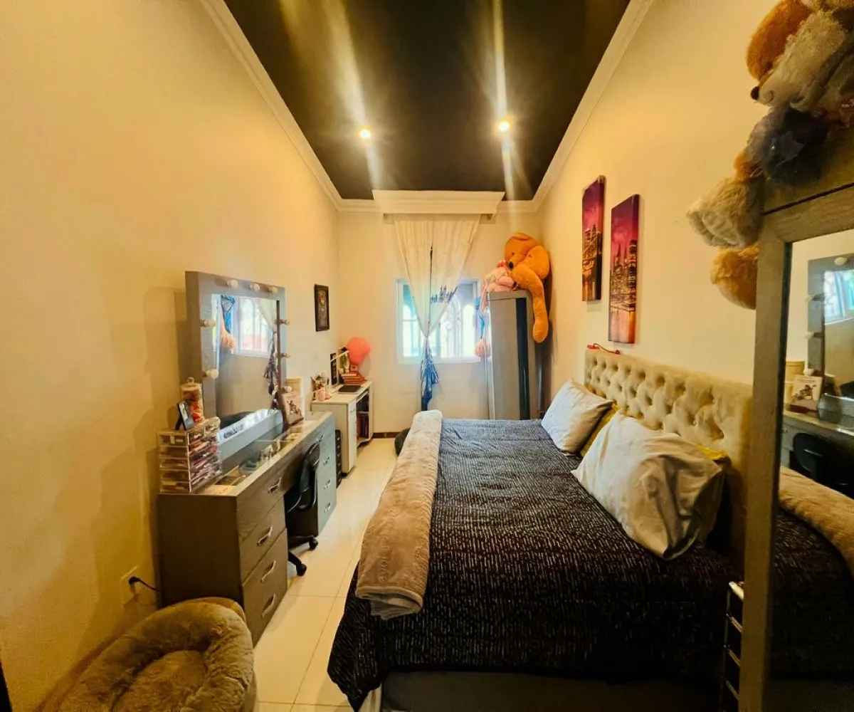 Casa En Venta,Colinas del Rey,Paseo Rey Constantino 120, Zapopan, Jalisco 45130, 4 Habitaciones,3 Baños,Paseo Rey Constantino,1,pm9ruUy Casa En Venta,Colinas del Rey,Paseo Rey Constantino 120, Zapopan, Jalisco 45130, 4 Habitaciones,3 Baños,Paseo Rey Constantino,1,pm9ruUy