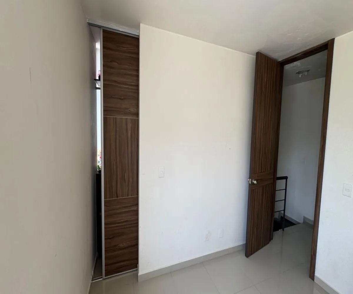 Casa En Venta,Francisco I. Madero 671, San Pedro Tlaquepaque, Jalisco 45645, 3 Habitaciones,2 Baños,Francisco I. Madero,1,p6OYeHS Casa En Venta,Francisco I. Madero 671, San Pedro Tlaquepaque, Jalisco 45645, 3 Habitaciones,2 Baños,Francisco I. Madero,1,p6OYeHS
