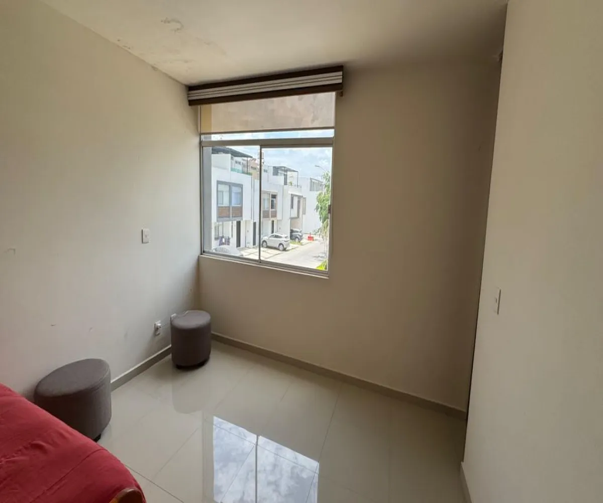 Casa En Venta,Francisco I. Madero 671, San Pedro Tlaquepaque, Jalisco 45645, 3 Habitaciones,2 Baños,Francisco I. Madero,1,p6OYeHS Casa En Venta,Francisco I. Madero 671, San Pedro Tlaquepaque, Jalisco 45645, 3 Habitaciones,2 Baños,Francisco I. Madero,1,p6OYeHS