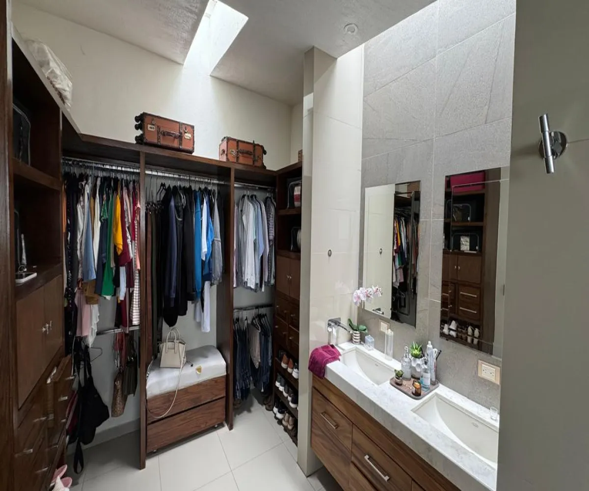 Casa En Venta,Bosques de Santa Anita,CIRCUITO MONTECARLO 71, Tlajomulco de Zúñiga, Jalisco 45640, 4 Habitaciones,4 Baños,CIRCUITO MONTECARLO ,1,pDt4KJX Casa En Venta,Bosques de Santa Anita,CIRCUITO MONTECARLO 71, Tlajomulco de Zúñiga, Jalisco 45640, 4 Habitaciones,4 Baños,CIRCUITO MONTECARLO ,1,pDt4KJX