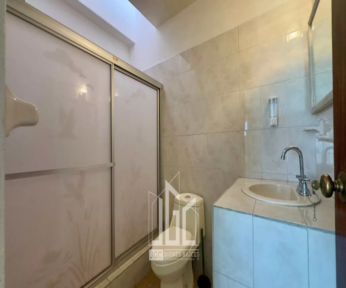 Casa En Renta,Vallarta Norte,Calle General Prim 234, Guadalajara, Jalisco 44690, 5 Habitaciones,4 Baños,Calle General Prim,2,pIJfPkR Casa En Renta,Vallarta Norte,Calle General Prim 234, Guadalajara, Jalisco 44690, 5 Habitaciones,4 Baños,Calle General Prim,2,pIJfPkR