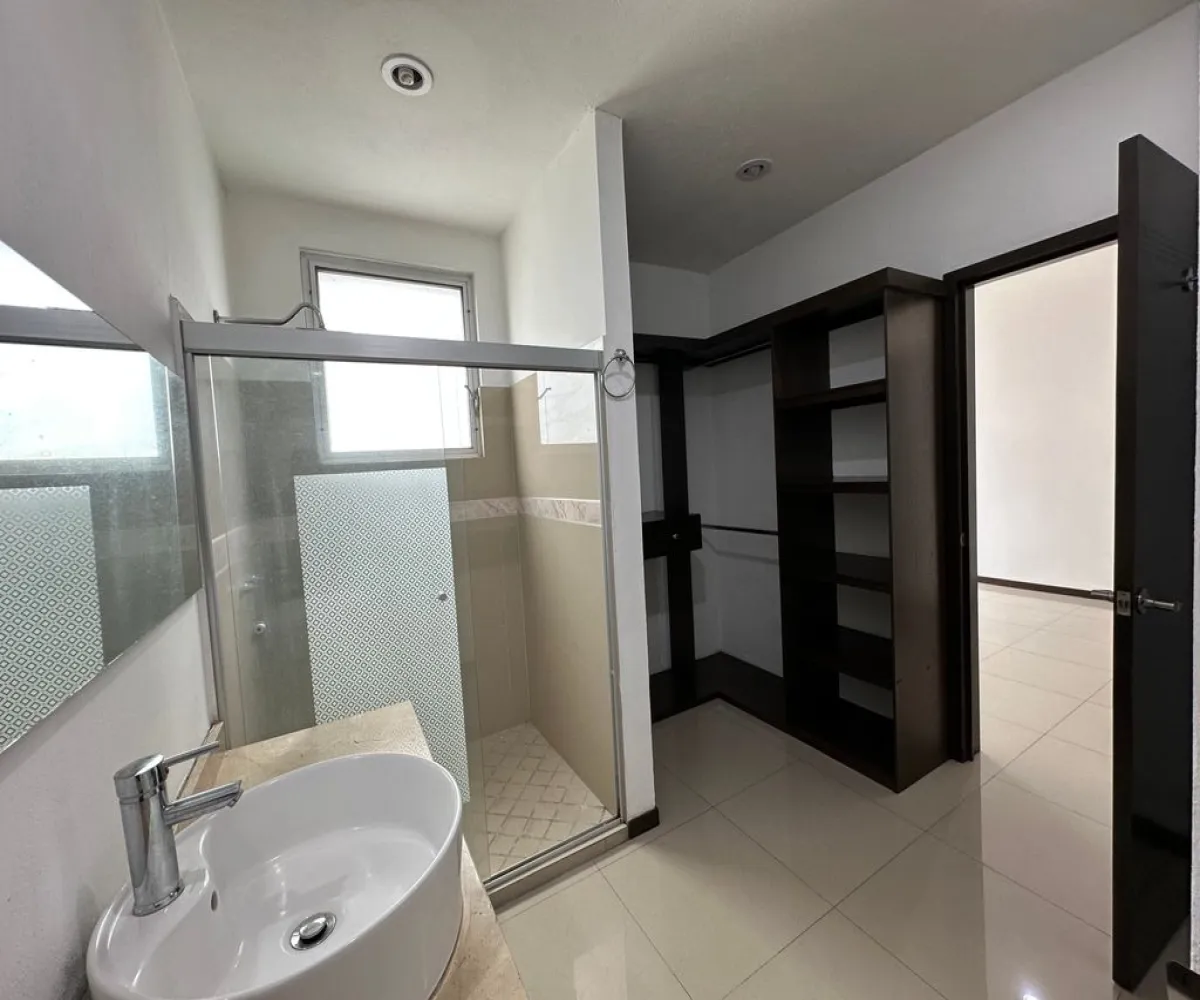 Casa En Venta,La Alameda,Rinconada de Almería S/N, Zapopan, Jalisco 45079, 3 Habitaciones,2 Baños,Rinconada de Almería,2,pk0vNEu