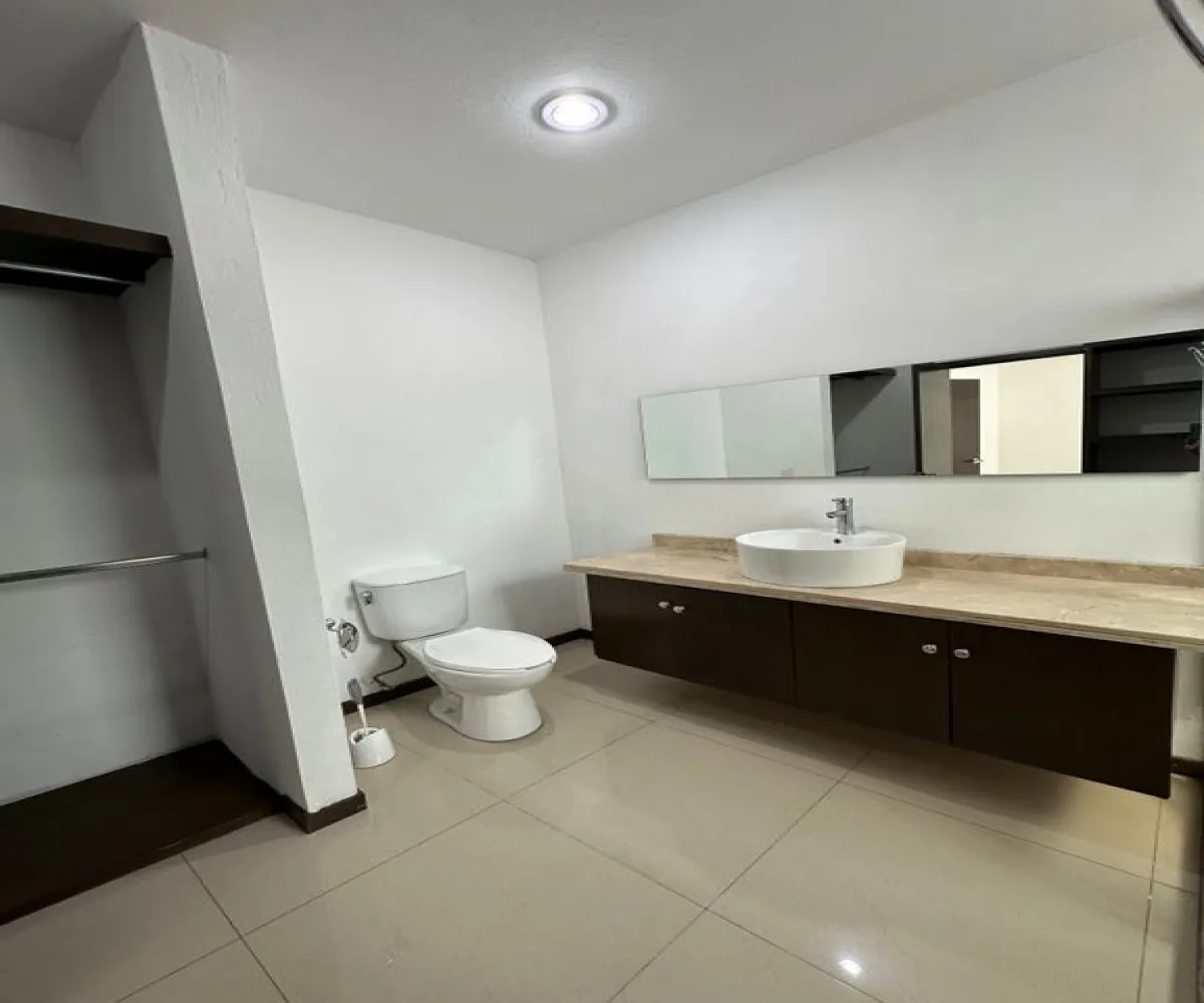 Casa En Venta,La Alameda,Rinconada de Almería S/N, Zapopan, Jalisco 45079, 3 Habitaciones,2 Baños,Rinconada de Almería,2,pk0vNEu