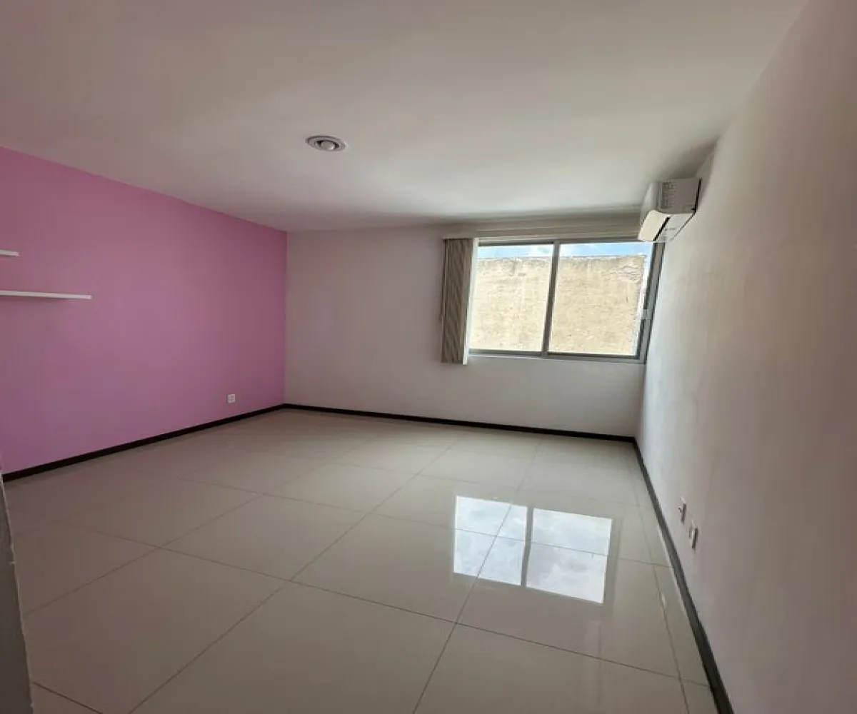 Casa En Venta,La Alameda,Rinconada de Almería S/N, Zapopan, Jalisco 45079, 3 Habitaciones,2 Baños,Rinconada de Almería,2,pk0vNEu