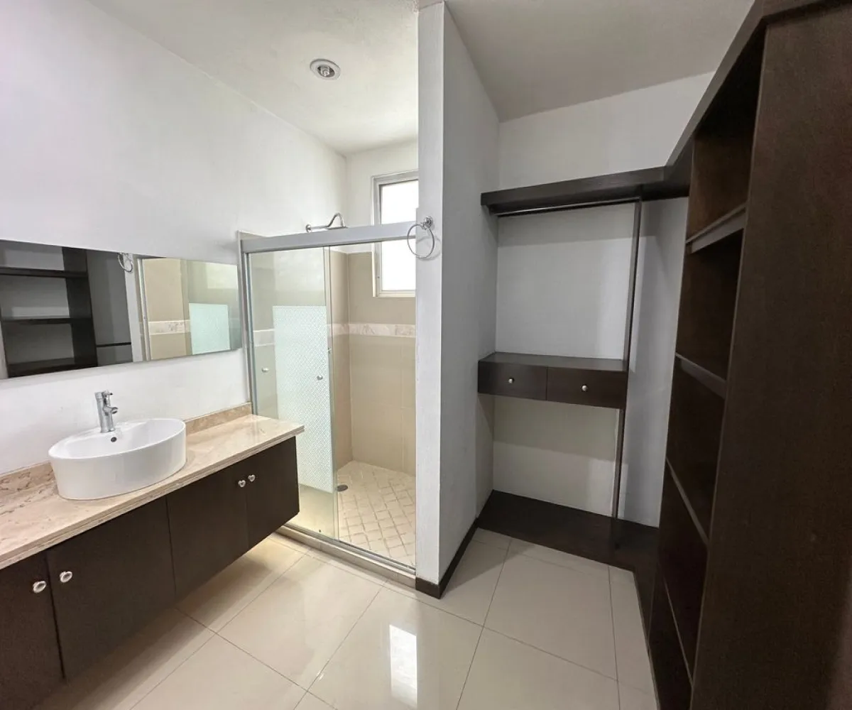 Casa En Venta,La Alameda,Rinconada de Almería S/N, Zapopan, Jalisco 45079, 3 Habitaciones,2 Baños,Rinconada de Almería,2,pk0vNEu