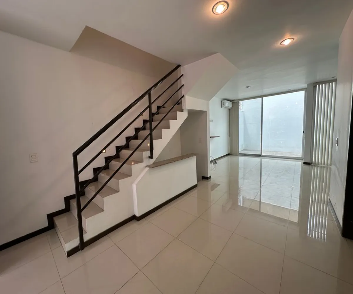 Casa En Venta,La Alameda,Rinconada de Almería S/N, Zapopan, Jalisco 45079, 3 Habitaciones,2 Baños,Rinconada de Almería,2,pk0vNEu