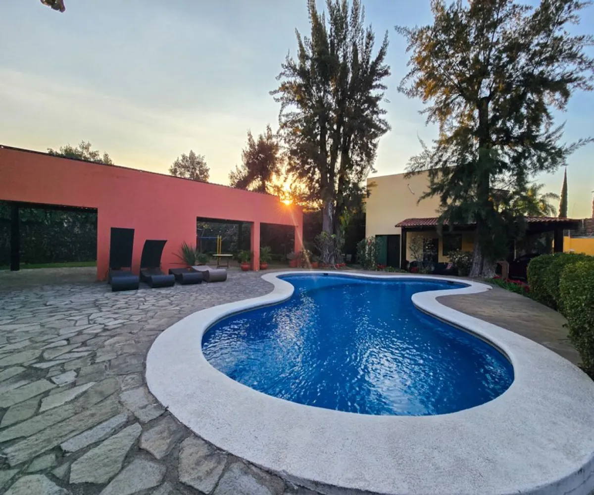 Casa En Venta,Las Fuentes,Circunvalación Sur 300, Zapopan, Jalisco 45070, 4 Habitaciones,3 Baños,Circunvalación Sur,1,pvFQdyE