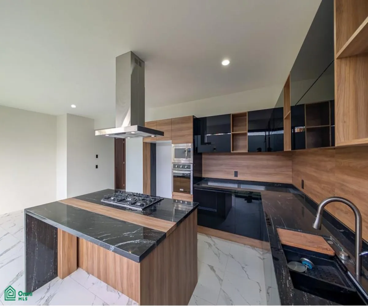 Casa En Venta,Fraccionamiento Valle Imperial,Palmira 1236, Zapopan, Jalisco 45134, 4 Habitaciones,3 Baños,Palmira,3,MX25974094 Casa En Venta,Fraccionamiento Valle Imperial,Palmira 1236, Zapopan, Jalisco 45134, 4 Habitaciones,3 Baños,Palmira,3,MX25974094