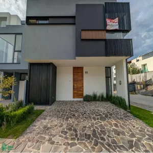 Casa En Venta,Fraccionamiento Valle Imperial,Palmira 1236, Zapopan, Jalisco 45134, 4 Habitaciones,3 Baños,Palmira,3,MX25974094