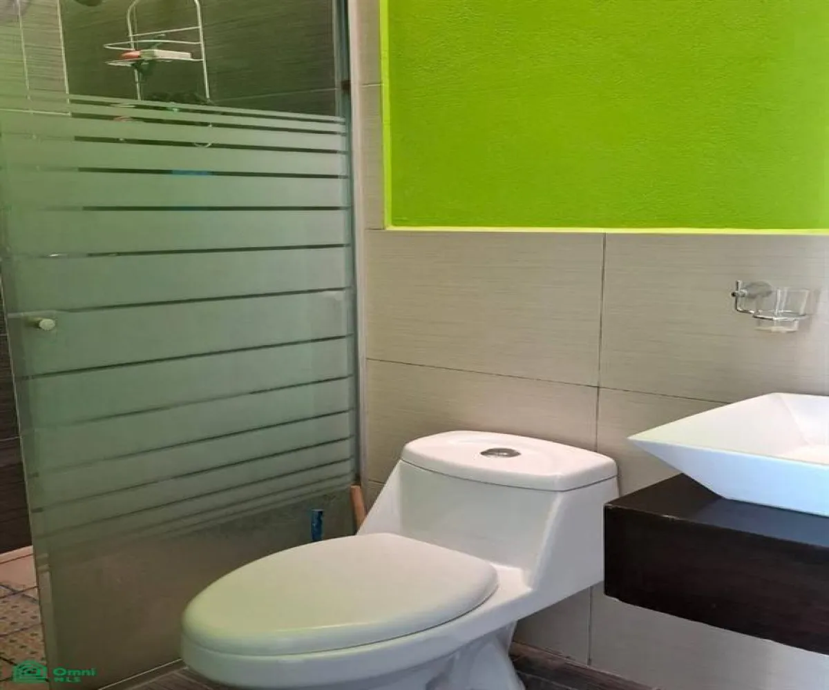 Casa En Venta,Tlajomulco Centro,Molinos 207, Tlajomulco de Zuniga, Jalisco 45650, 4 Habitaciones,2 Baños,Molinos,2,MX25975868