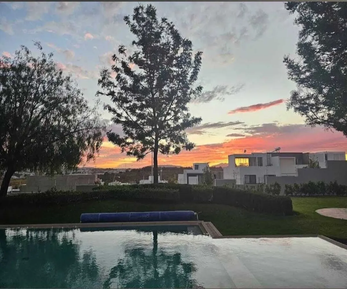 Casa En Venta,Capital Norte,Avenida F 5250 101, Zapopan, Jalisco 45134, 3 Habitaciones,3 Baños,Avenida F,1,pAtDmAY Casa En Venta,Capital Norte,Avenida F 5250 101, Zapopan, Jalisco 45134, 3 Habitaciones,3 Baños,Avenida F,1,pAtDmAY