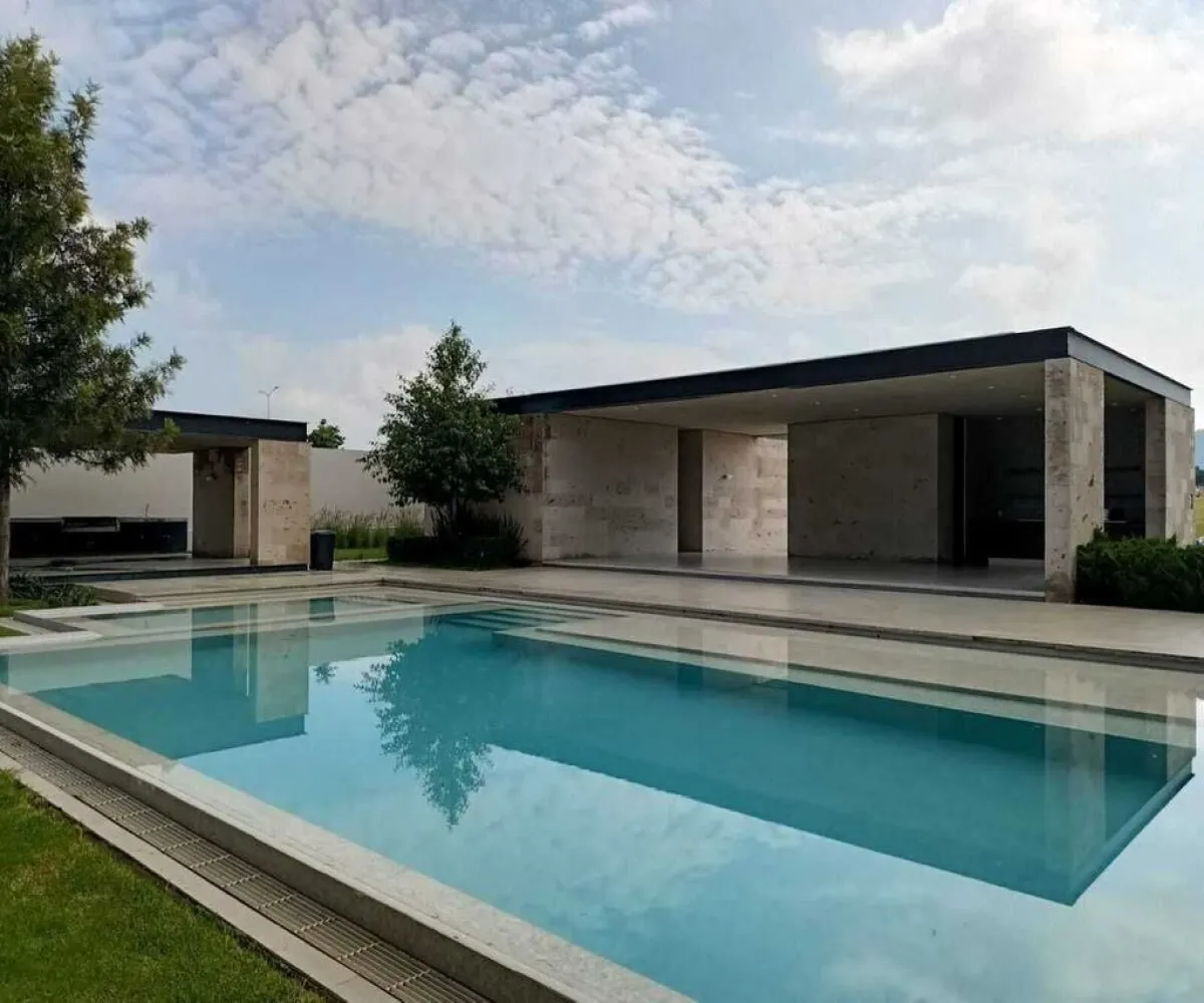 Casa En Venta,Capital Norte,Avenida F 5250 101, Zapopan, Jalisco 45134, 3 Habitaciones,3 Baños,Avenida F,1,pAtDmAY Casa En Venta,Capital Norte,Avenida F 5250 101, Zapopan, Jalisco 45134, 3 Habitaciones,3 Baños,Avenida F,1,pAtDmAY