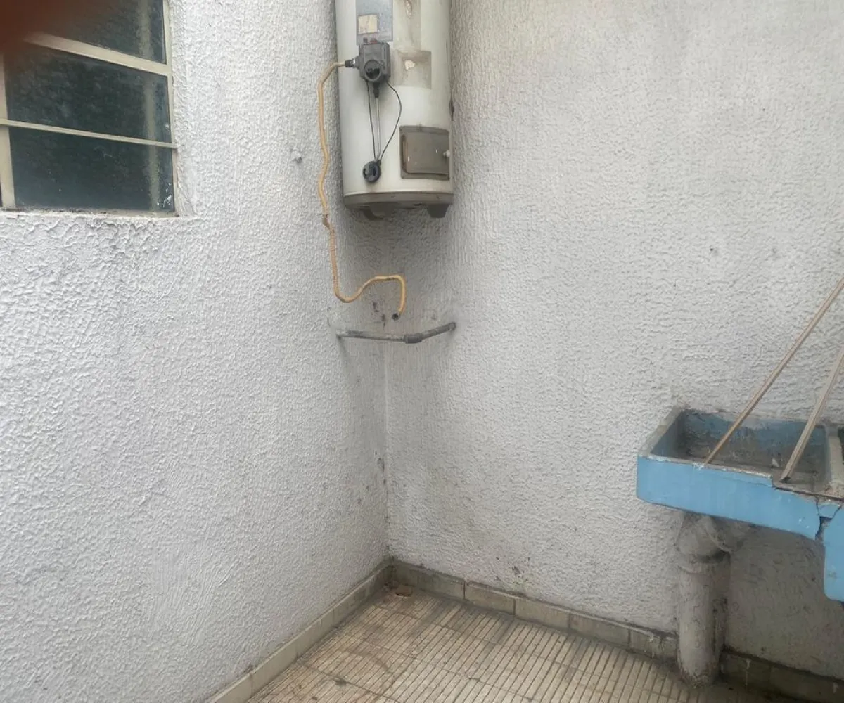 Casa En Venta,Obrera,Calzada Revolución 1114, Guadalajara, Jalisco 44420, 4 Habitaciones,3 Baños,Calzada Revolución,1,pfqGU8w Casa En Venta,Obrera,Calzada Revolución 1114, Guadalajara, Jalisco 44420, 4 Habitaciones,3 Baños,Calzada Revolución,1,pfqGU8w