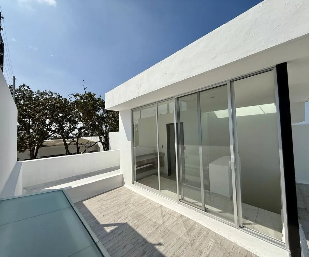 Casa En Venta,Los Robles,Avenida Doctor Angel Leaño 1305, Zapopan, Jalisco 45134, 3 Habitaciones,3 Baños,Avenida Doctor Angel Leaño,1,pTNUlcB Casa En Venta,Los Robles,Avenida Doctor Angel Leaño 1305, Zapopan, Jalisco 45134, 3 Habitaciones,3 Baños,Avenida Doctor Angel Leaño,1,pTNUlcB