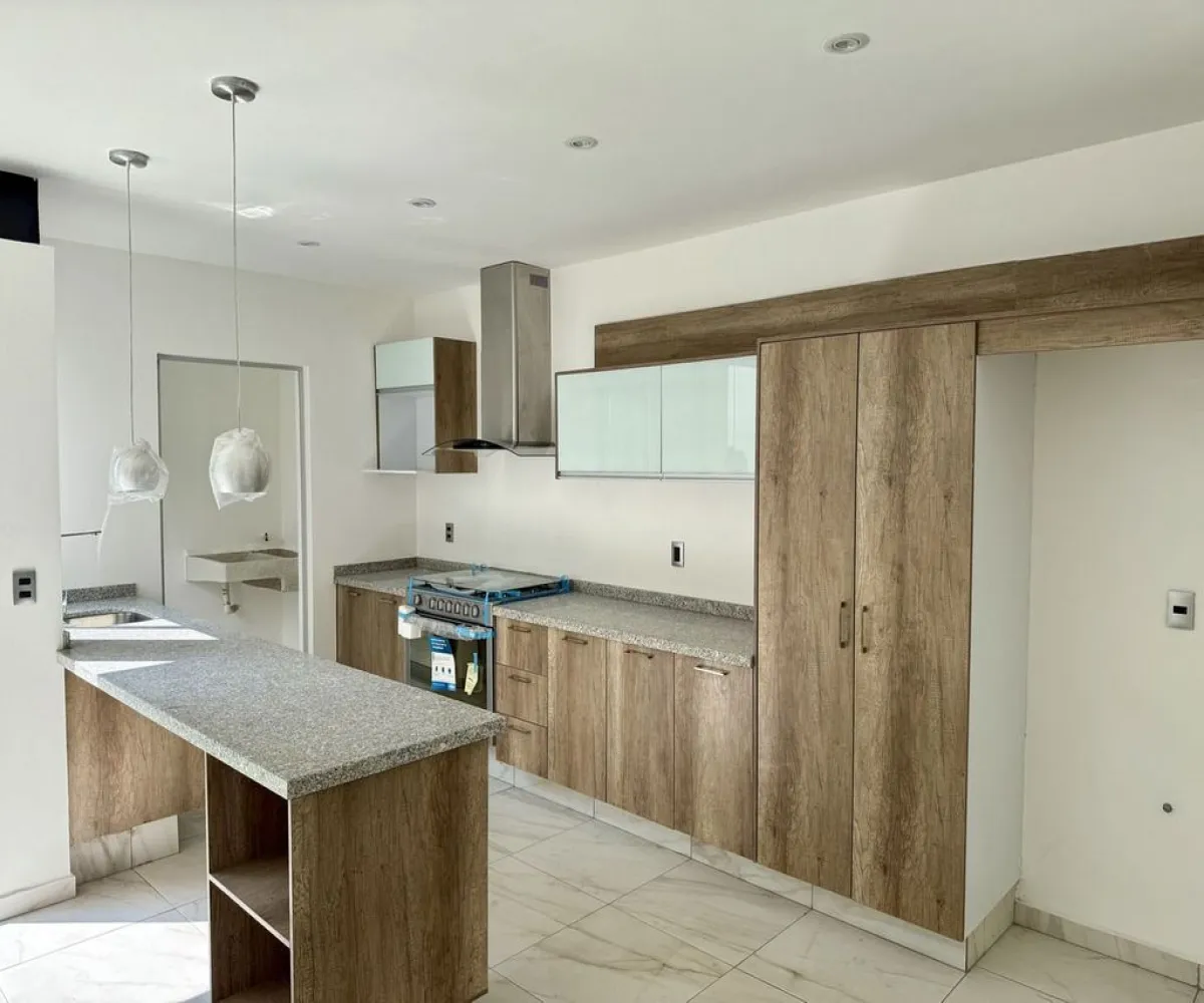 Casa En Venta,Los Robles,Avenida Doctor Angel Leaño 1305, Zapopan, Jalisco 45134, 3 Habitaciones,3 Baños,Avenida Doctor Angel Leaño,1,pTNUlcB Casa En Venta,Los Robles,Avenida Doctor Angel Leaño 1305, Zapopan, Jalisco 45134, 3 Habitaciones,3 Baños,Avenida Doctor Angel Leaño,1,pTNUlcB