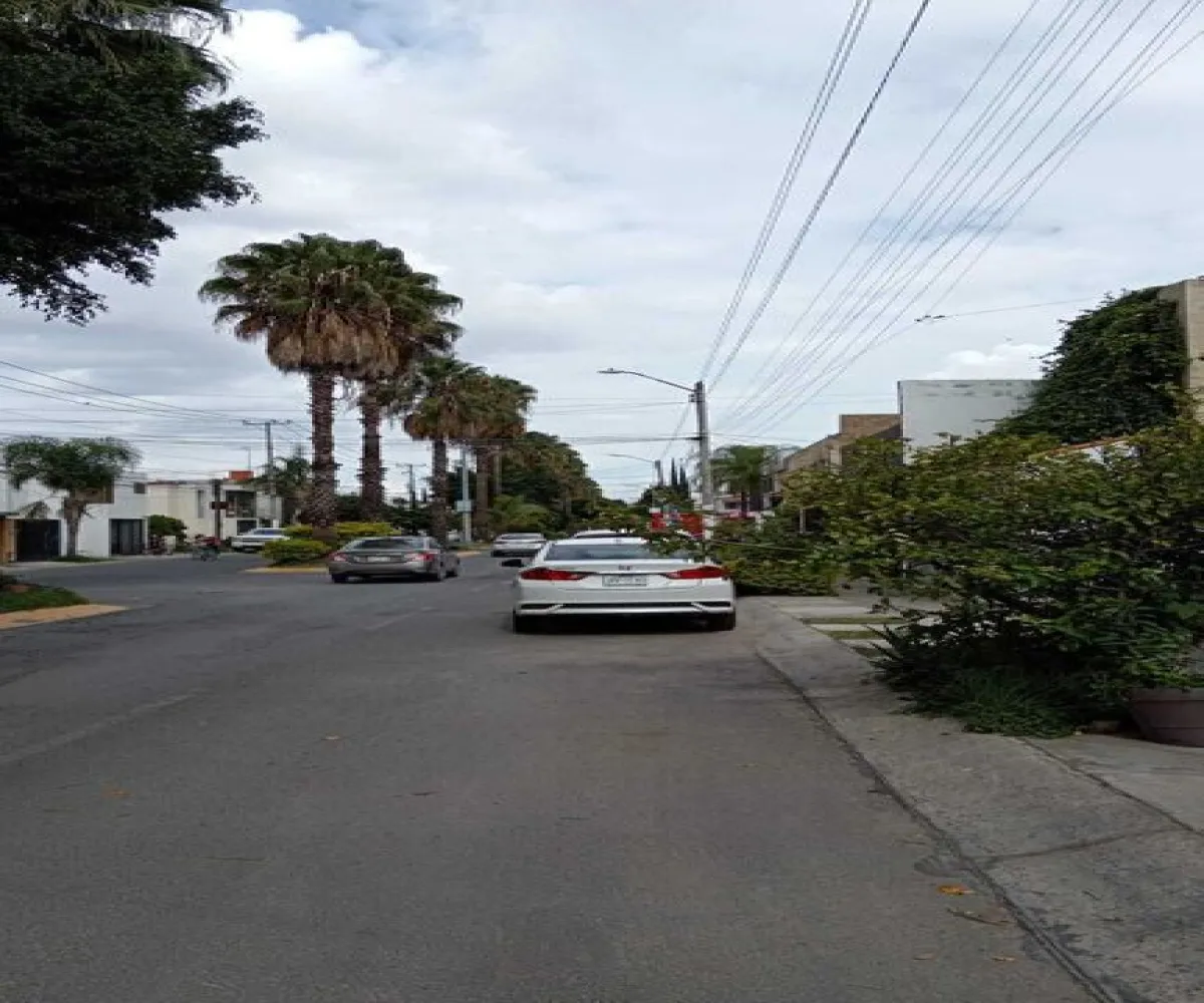 Casa En Venta,Jardines del Valle,Avenida Valle de México 2905, Zapopan, Jalisco 45138, 3 Habitaciones,3 Baños,Avenida Valle de México,1,pvmUoYo