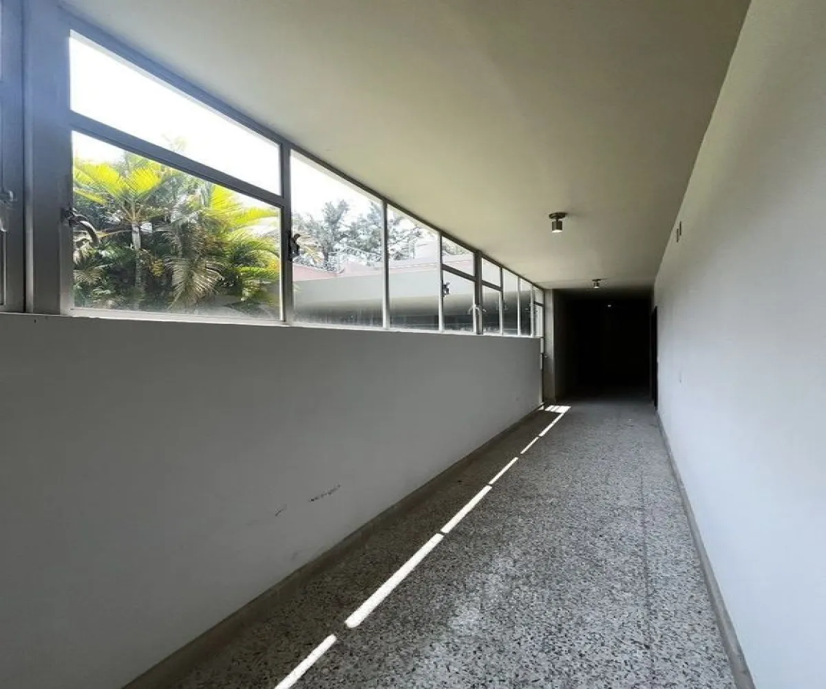 Casa En Venta,Chapalita Oriente,Santa Rita 1095, Zapopan, Jalisco 45040, 4 Habitaciones,3 Baños,Santa Rita,1,pAnjAdL
