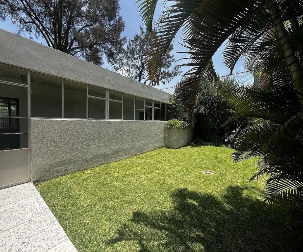 Casa En Venta,Chapalita Oriente,Santa Rita 1095, Zapopan, Jalisco 45040, 4 Habitaciones,3 Baños,Santa Rita,1,pAnjAdL