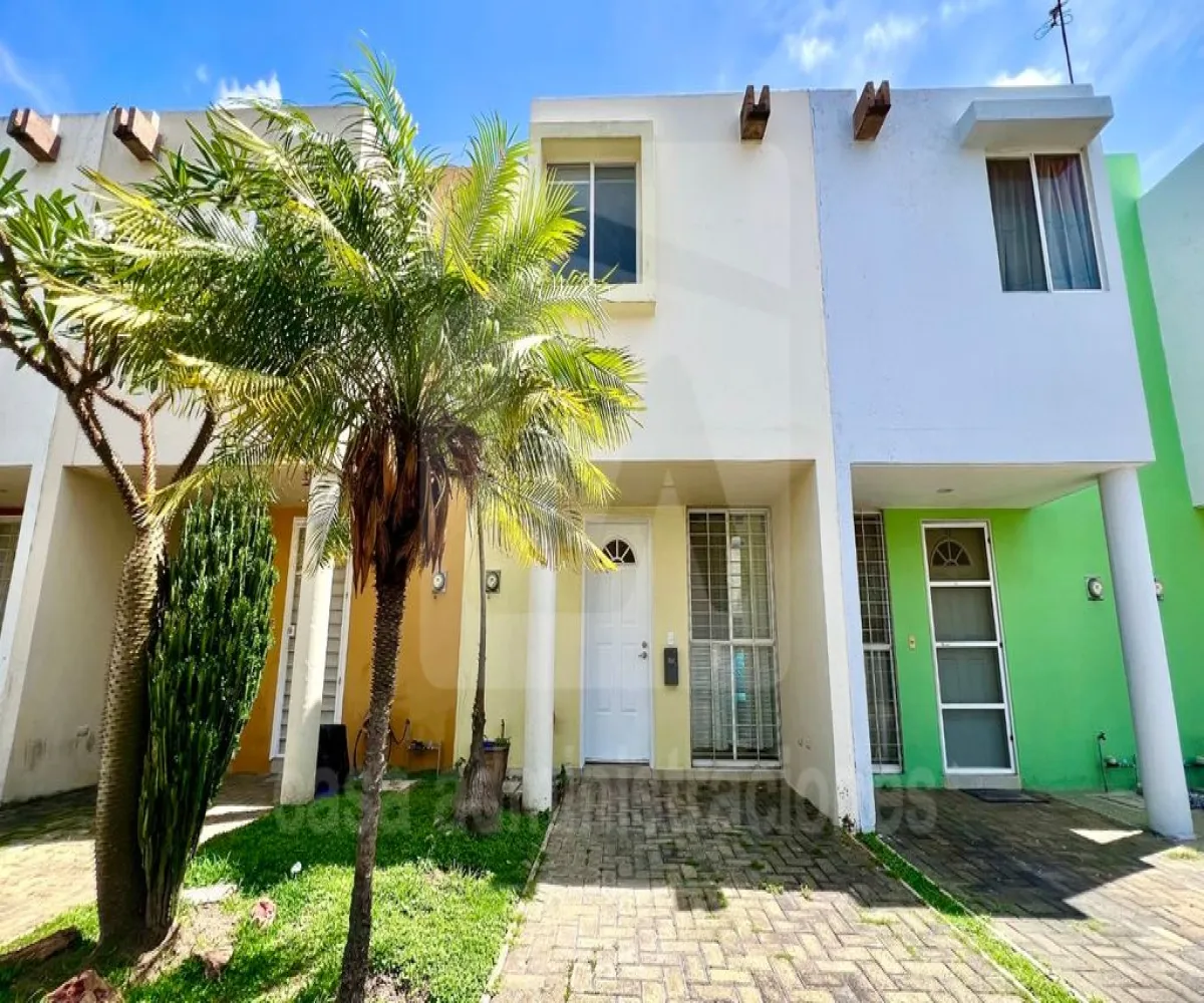 Casa En Venta,Fraccionamiento Loreto II,Calle de Cascadas 40, San Pedro Tlaquepaque, Jalisco 45602, 2 Habitaciones,1 Baño,Calle de Cascadas,2,pFGjyeb
