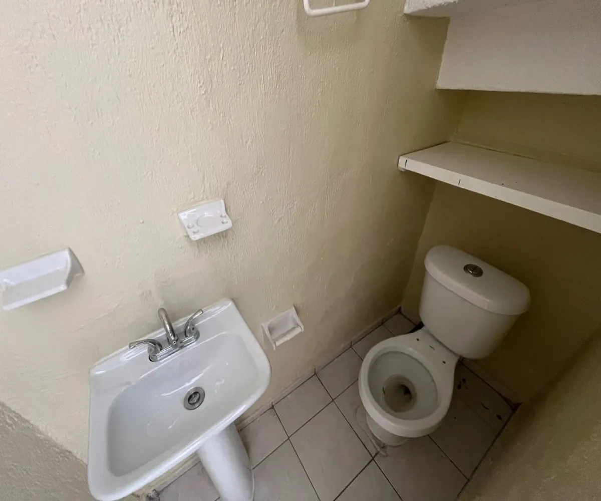 Casa En Venta,San Agustín,Vista de La Montaña 50 50 56, Tlajomulco de Zúñiga, Jalisco 45645, 2 Habitaciones,1 Baño,Vista de La Montaña 50,2,pmlFTH0