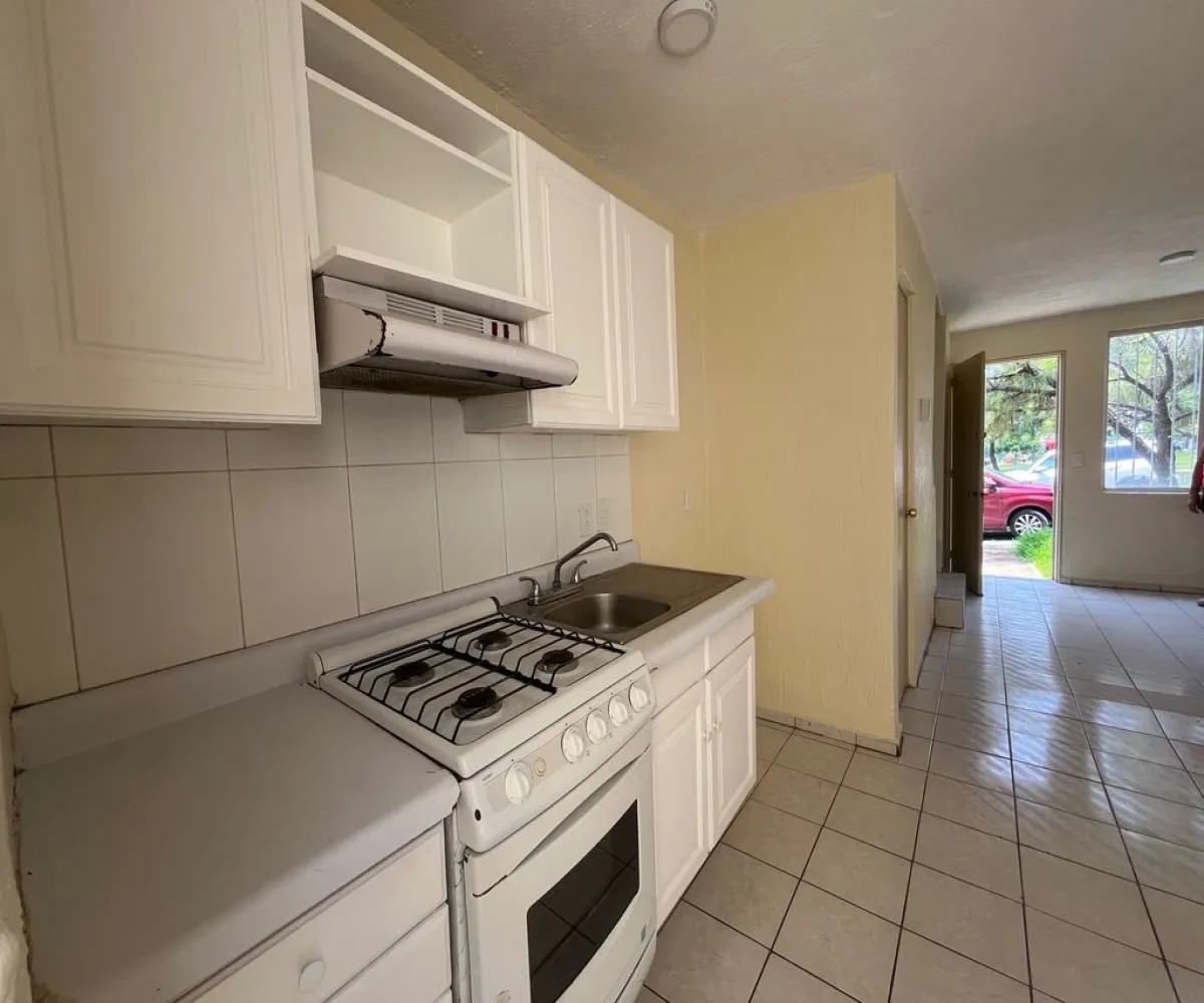 Casa En Venta,San Agustín,Vista de La Montaña 50 50 56, Tlajomulco de Zúñiga, Jalisco 45645, 2 Habitaciones,1 Baño,Vista de La Montaña 50,2,pmlFTH0