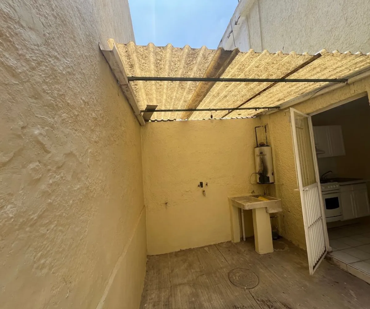 Casa En Venta,San Agustín,Vista de La Montaña 50 50 56, Tlajomulco de Zúñiga, Jalisco 45645, 2 Habitaciones,1 Baño,Vista de La Montaña 50,2,pmlFTH0
