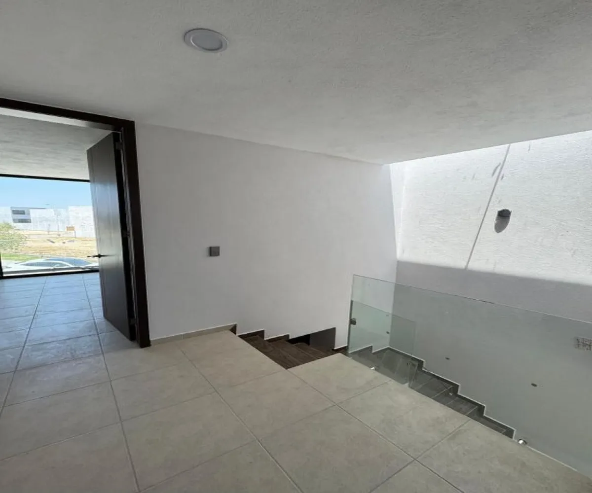 Casa En Venta,Boulevard Valle Imperial 1192, Zapopan, Jalisco 45134, 3 Habitaciones,2 Baños,Boulevard Valle Imperial,1,pUDAZsf