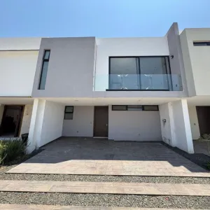 Casa En Venta,Boulevard Valle Imperial 1192, Zapopan, Jalisco 45134, 3 Habitaciones,2 Baños,Boulevard Valle Imperial,1,pUDAZsf