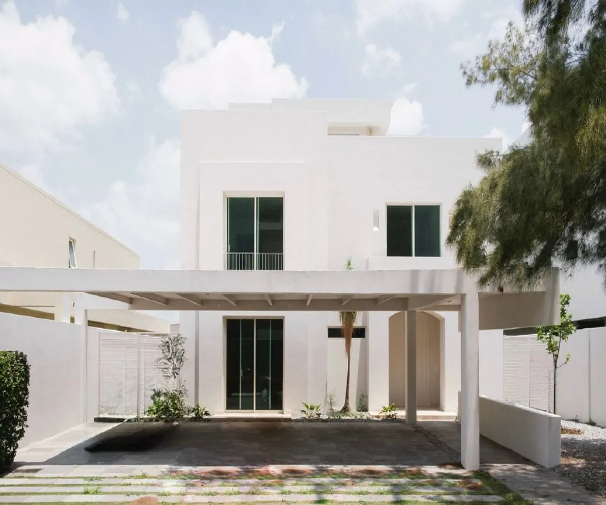 Casa En Venta,Fraccionamiento Lago Nogal,Avenida Adolfo López Mateos Sur 5550, Tlajomulco de Zúñiga, Jalisco 45645, 5 Habitaciones,5 Baños,Avenida Adolfo López Mateos Sur,3,popstWr