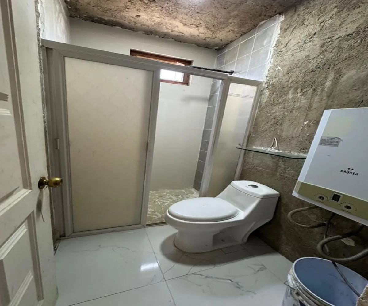 En Venta,Santa Lucía,Río Pontla 29, Zapopan, Jalisco 45200,1 Baño,Río Pontla,1,pgomoKn