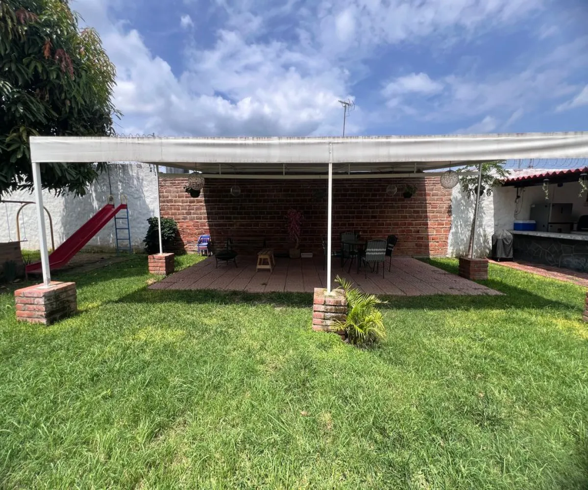 Casa En Venta,Destiladora Refugio,8 de Julio 17, El Arenal, Jalisco 45320, 4 Habitaciones,2 Baños,8 de Julio,1,p1ZI0dD