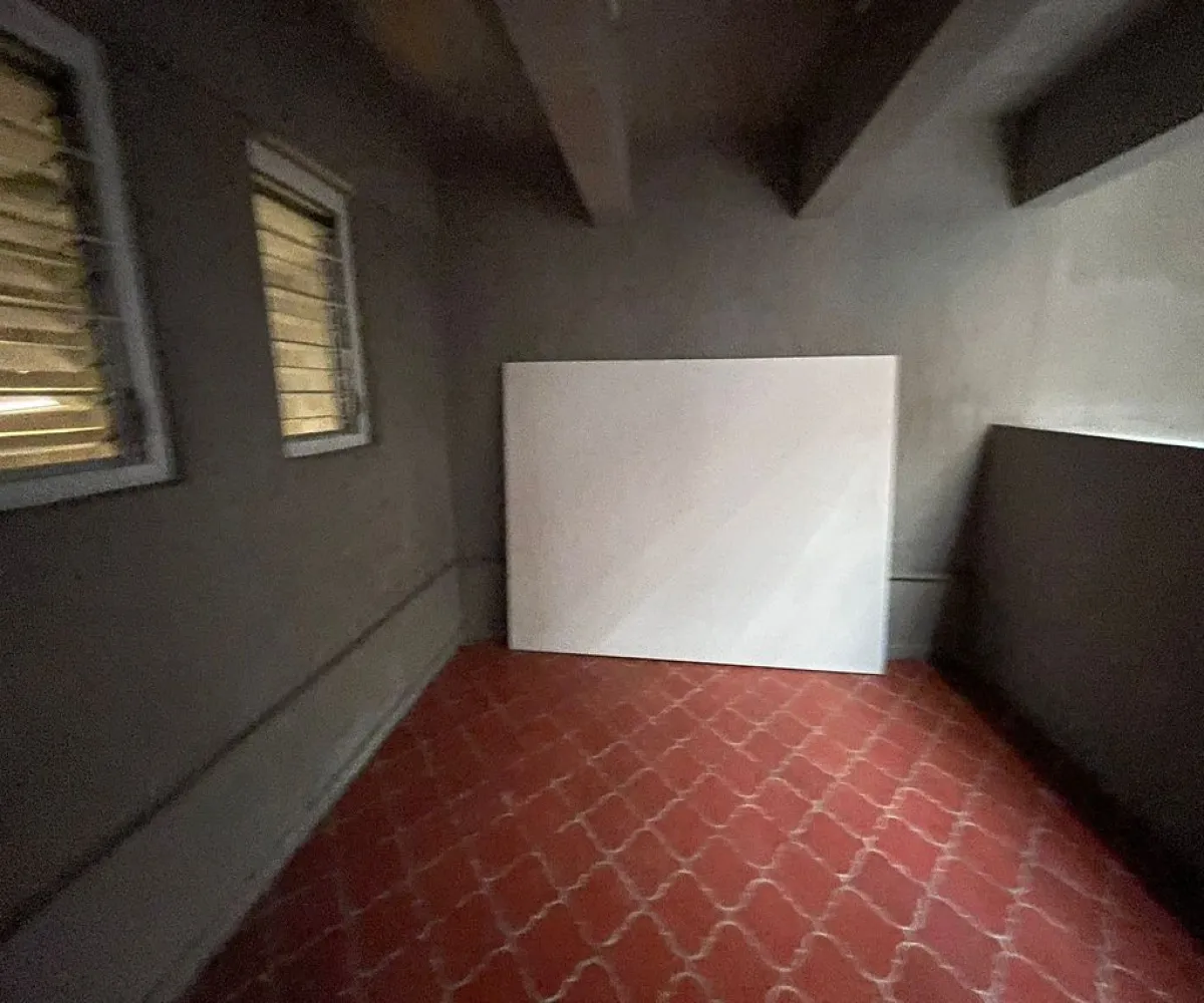 Casa En Venta,Providencia,Av Pablo Neruda 2572, Guadalajara, Jalisco 44630, 7 Habitaciones,1 Baño,Av Pablo Neruda,3,paYJLKw