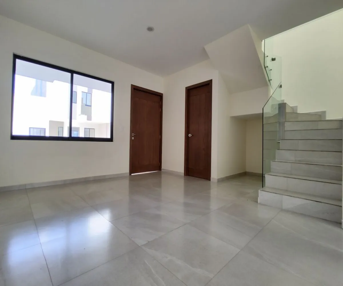 Casa En Venta,Los Tulipanes,Hortencia 880 3, Tlajomulco de Zúñiga, Jalisco 45647, 3 Habitaciones,2 Baños,Hortencia,1,phWMKCz