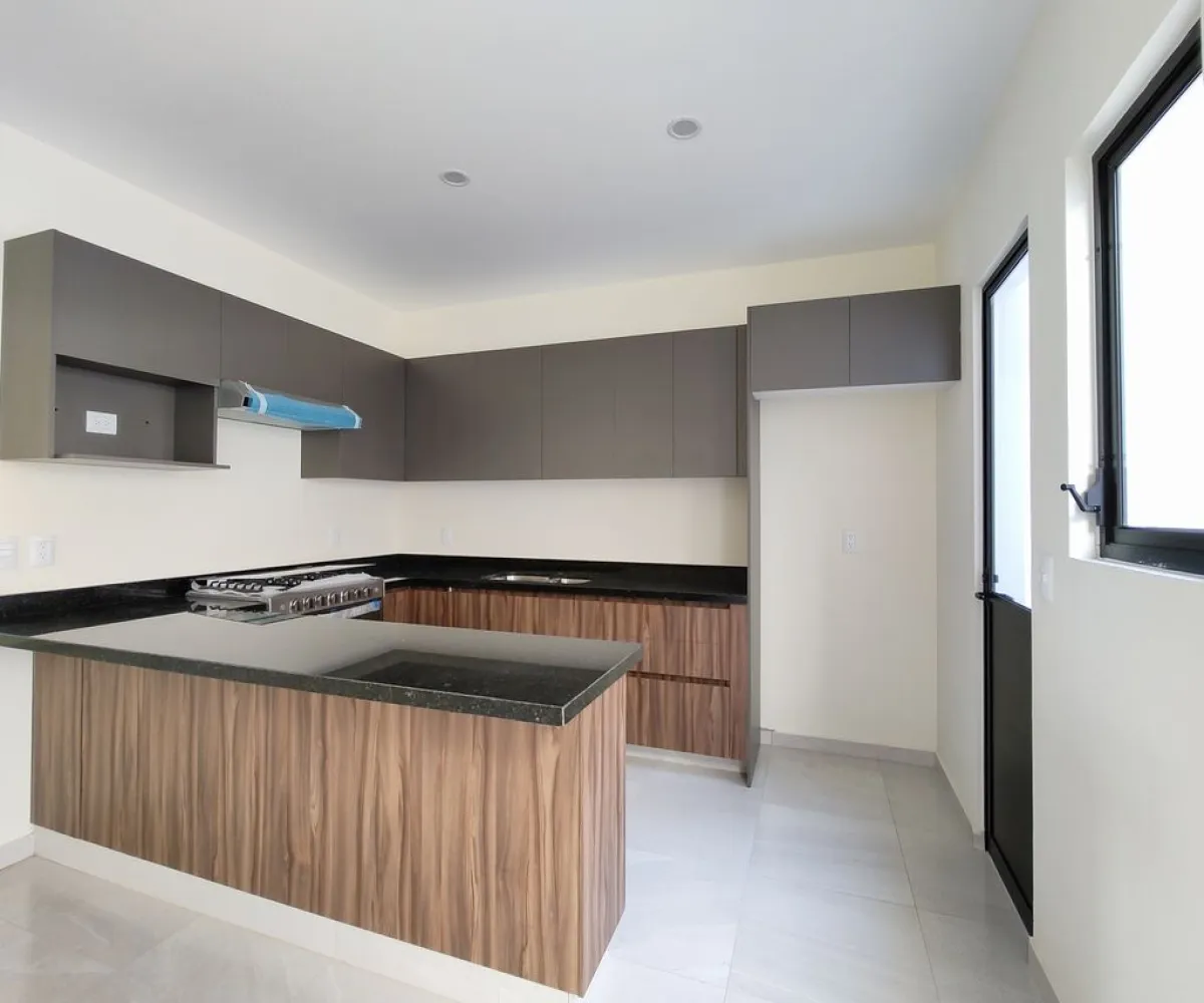 Casa En Venta,Los Tulipanes,Hortencia 880 3, Tlajomulco de Zúñiga, Jalisco 45647, 3 Habitaciones,2 Baños,Hortencia,1,phWMKCz